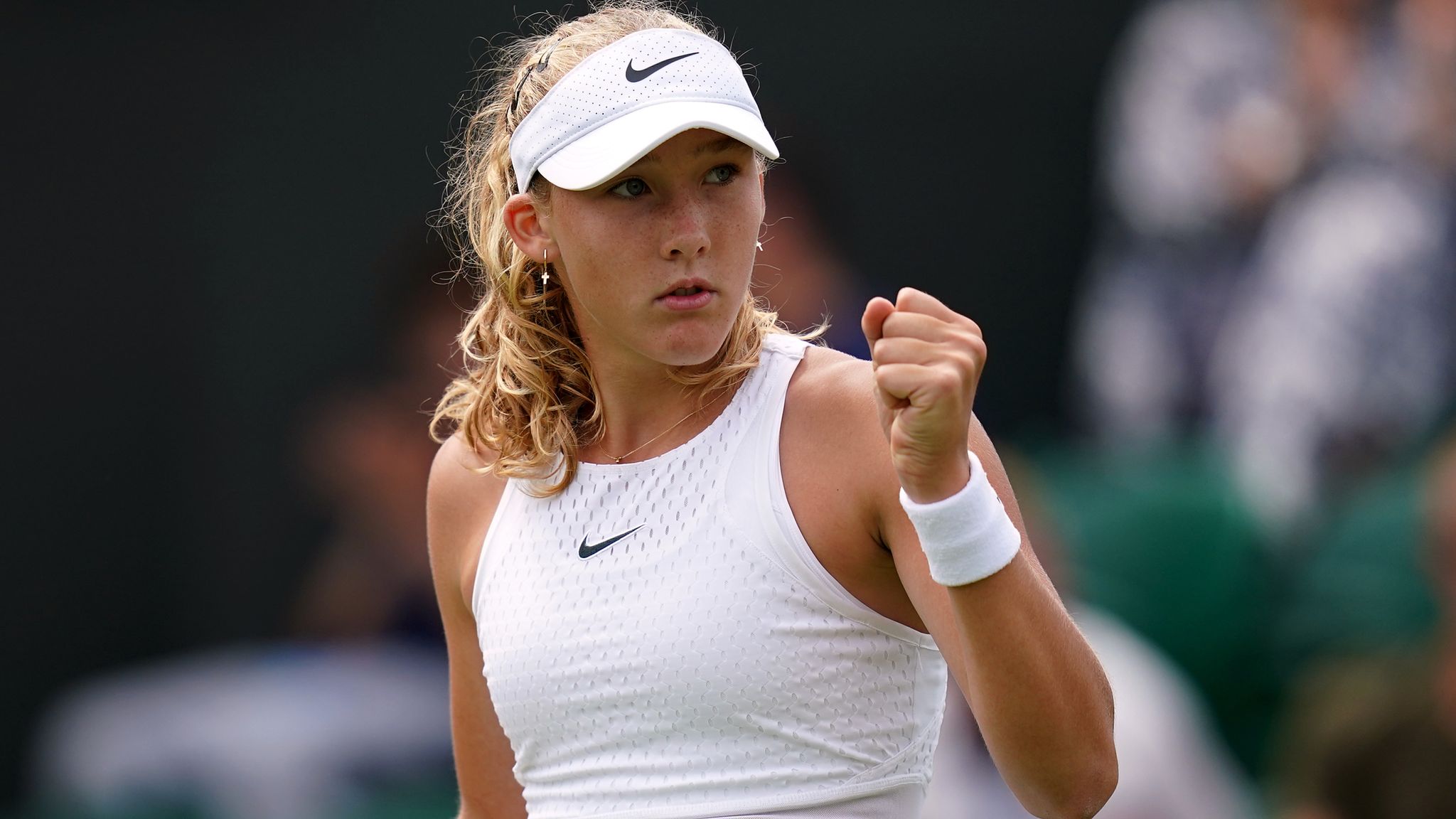 Teenager Mirra Andreeva Stuns at Wimbledon